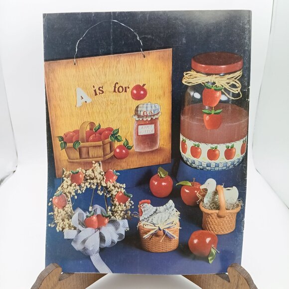 Added Touch II with Folk Art Painting MM1261 by Judy Mitchell 1986 Tole Painting - Picture 2 of 2